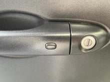 Cargar imagen en el visor de la galería, Maserati Levante S Q4
