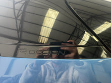 Cargar imagen en el visor de la galería, Volvo XC40 D4 AWD RDesign
