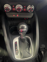 Cargar imagen en el visor de la galería, Audi A1 1.4 TDI Ultra Attraction Stronic
