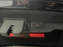 Cargar imagen en el visor de la galería, Audi A8 3.0 TDI V6 Tiptronic

