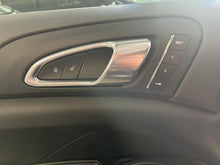 Cargar imagen en el visor de la galería, Porsche Cayenne S E-Hybrid Platinum Edition
