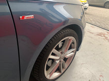 Cargar imagen en el visor de la galería, Audi A1 Sportback 1.6 TDI S-line

